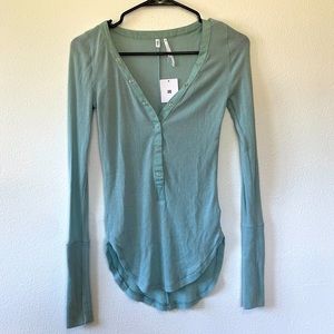 Never worn pretty blue soft long sleeve